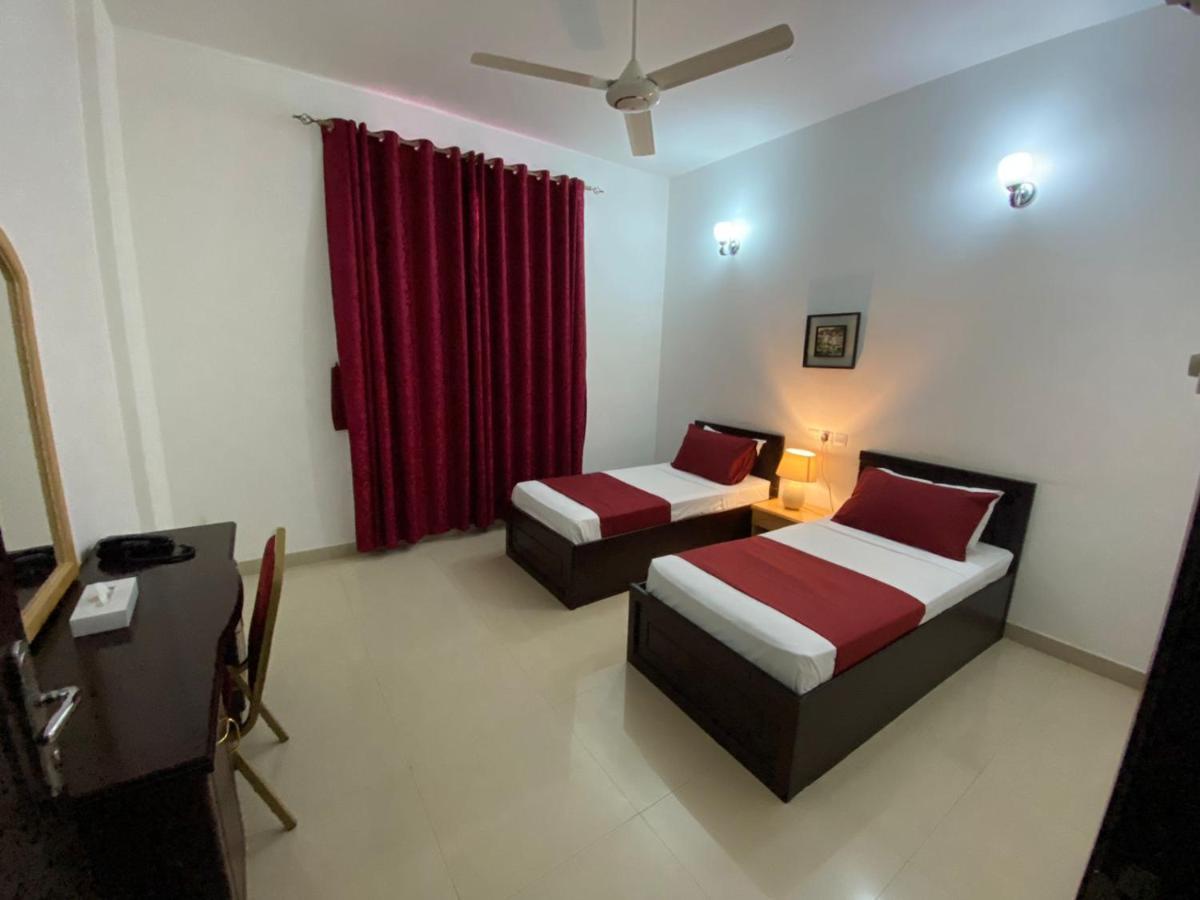 מוסקט Azaiba Hotel Apartments מראה חיצוני תמונה