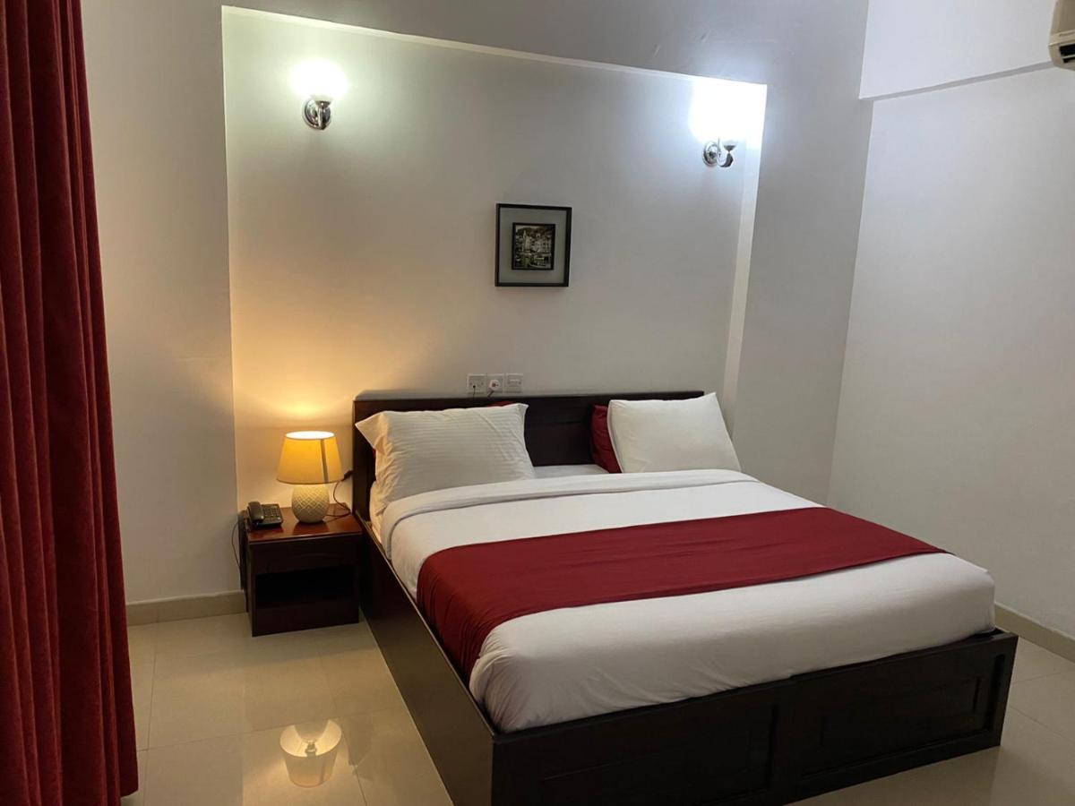 מוסקט Azaiba Hotel Apartments מראה חיצוני תמונה