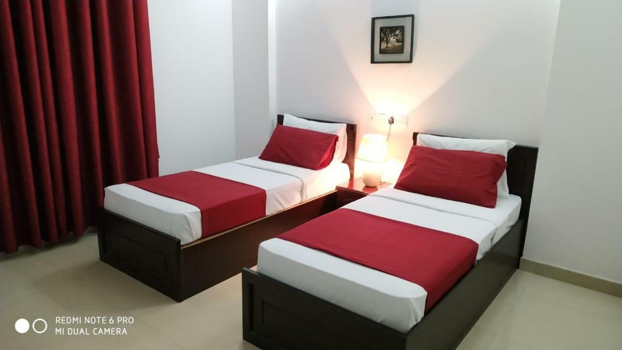 מוסקט Azaiba Hotel Apartments מראה חיצוני תמונה